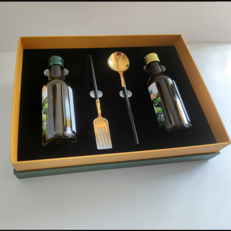 珍珠棉內(nèi)襯包裝制作.jpg 珍珠棉內(nèi)襯包裝制作.jpg